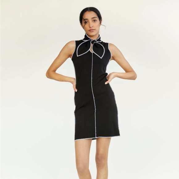 Eliza Faulkner Dresses & Skirts - Eliza Faulkner Sz 2X Nicki Black Stretchy Short Bow Neck Dress